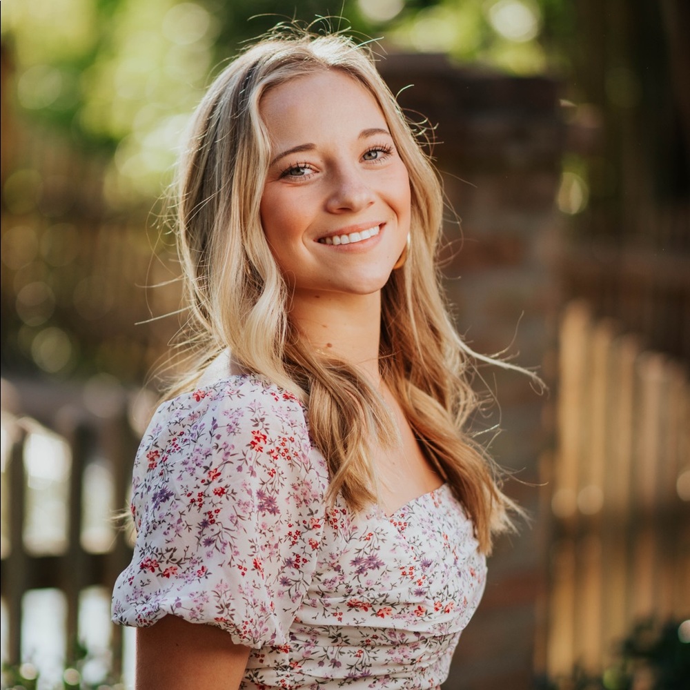 Meet your Posher, Madison